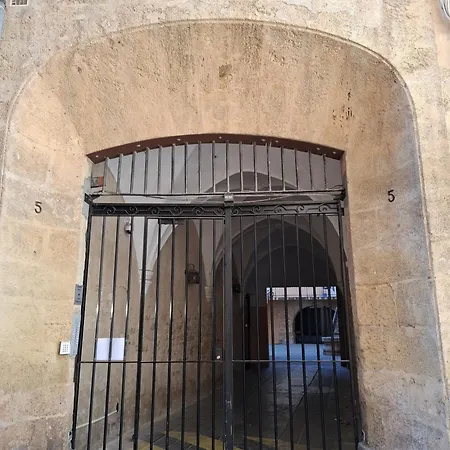 Le Yona Mirabeau - T3 Atypique Situe Dans Le Centre Historique - Proche Rotonde * Aix-en-Provence